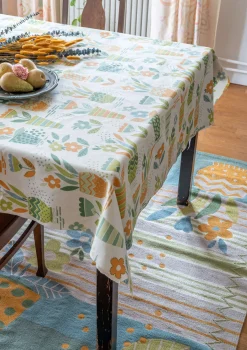 Bestickter Teppich „Flower bed“ aus Bio-Baumwolle