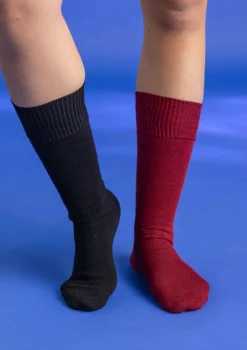 Einfarbige Kniestrümpfe aus Bio-Baumwolle